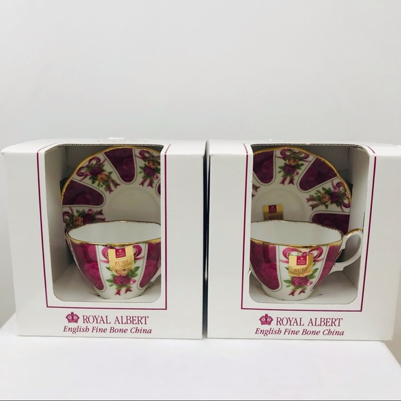 Royal Albert Old County Roses Ruby Celebration Teacup and Saucers - Picture 3 of 13